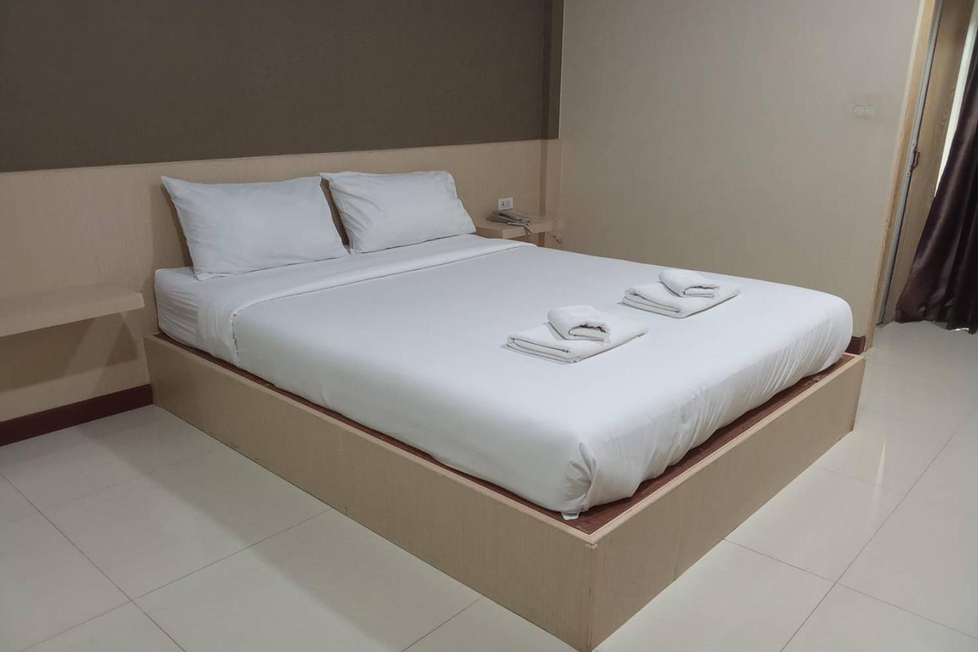 Good View Residence Lampang Luaran gambar