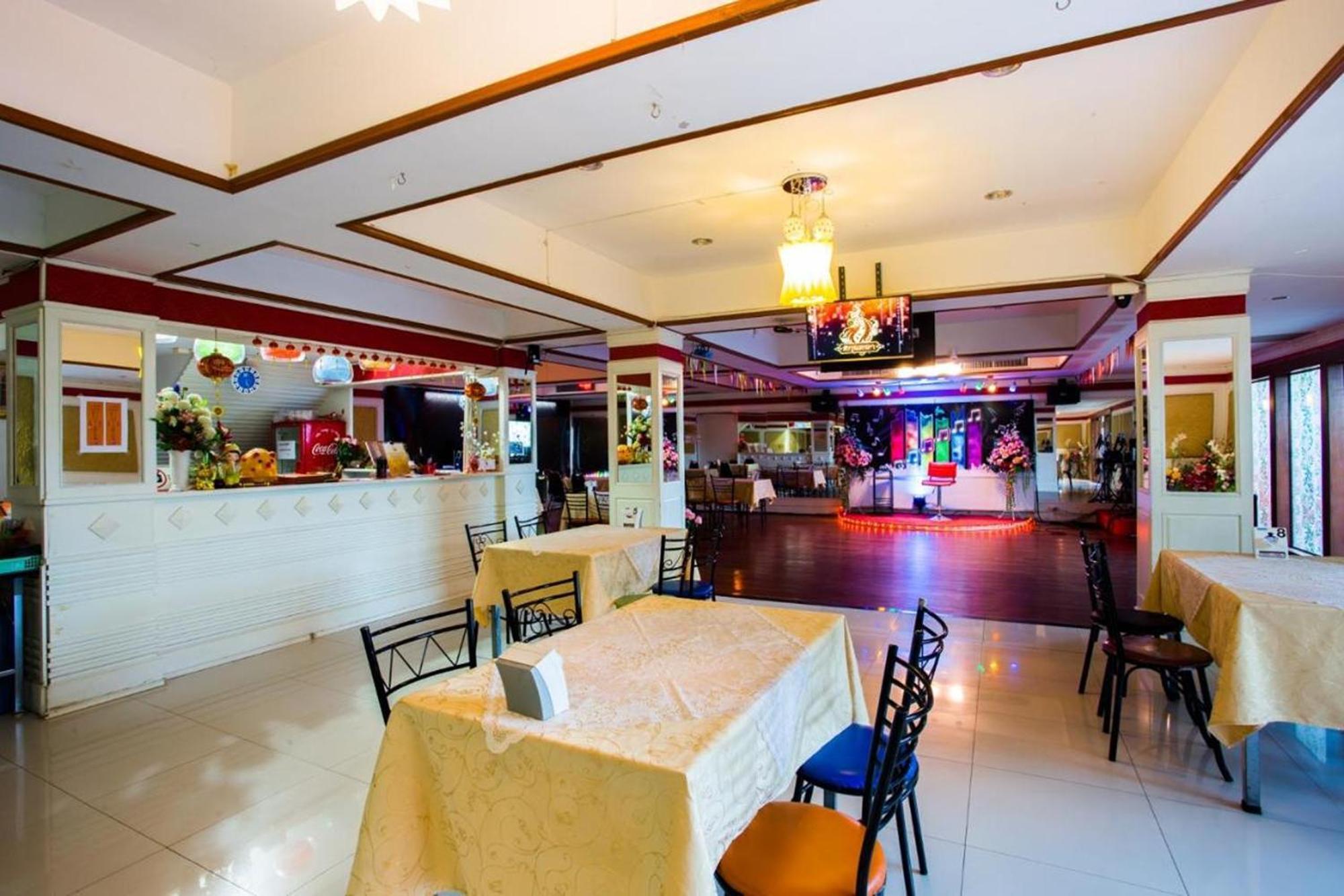 Good View Residence Lampang Luaran gambar