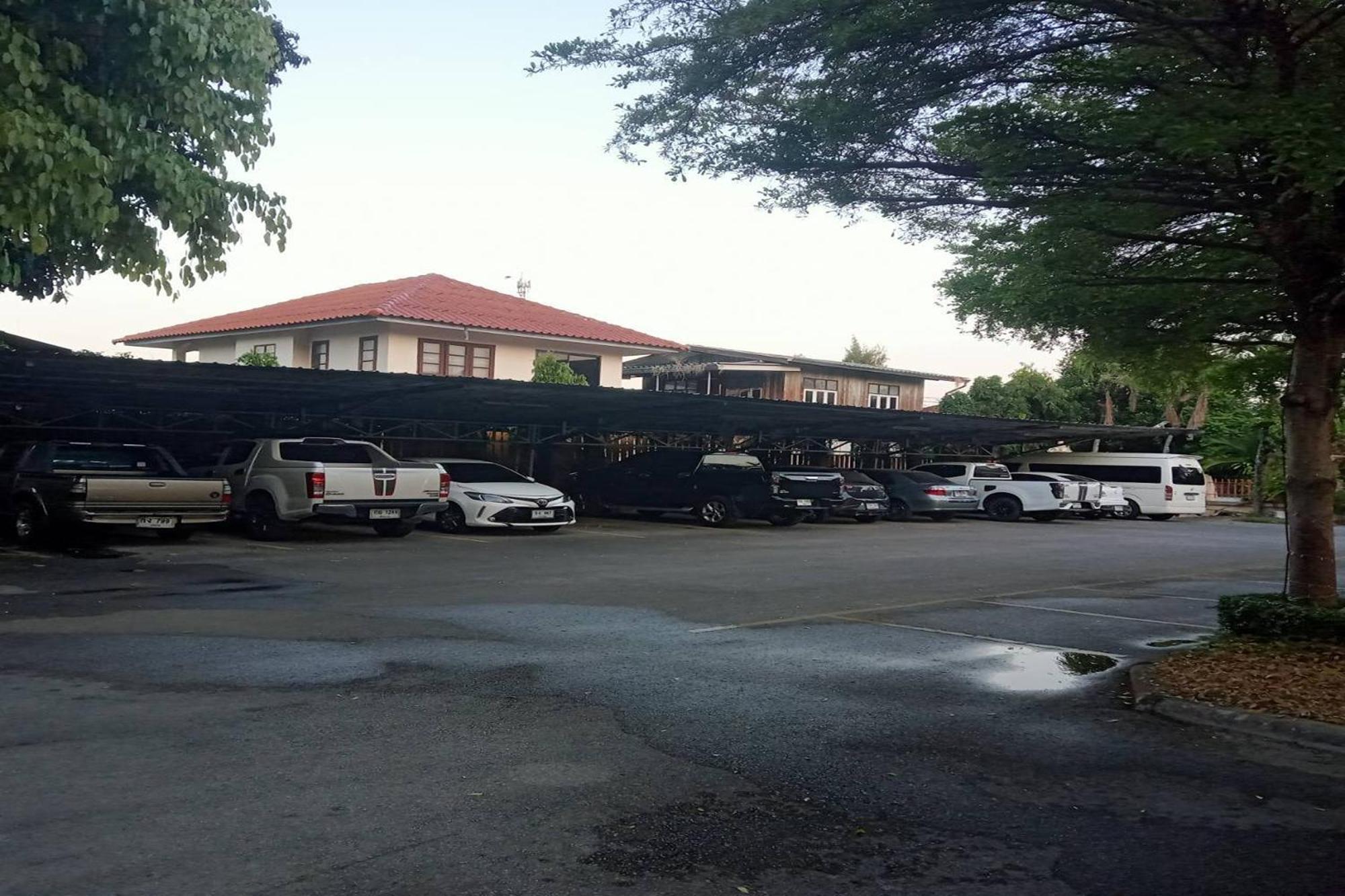 Good View Residence Lampang Luaran gambar